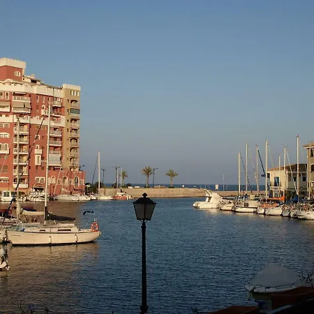 Valencia, Ideally Located 3bed-2bath Apart.few Mints Walk From Beach,pool,shop. Apartment