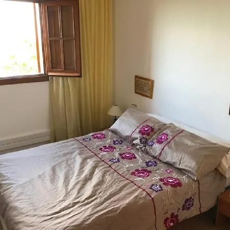 דירה Valencia, Ideally Located 3bed-2bath Mints Walk From Beach,pool,shop *